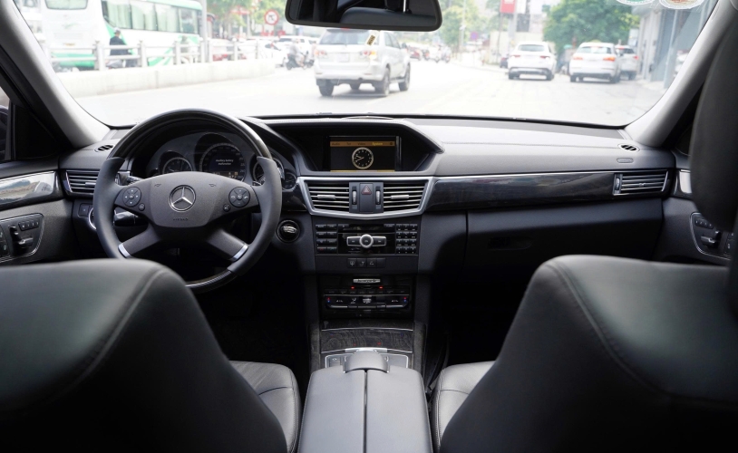 Mercedes Benz E class E300 2012!