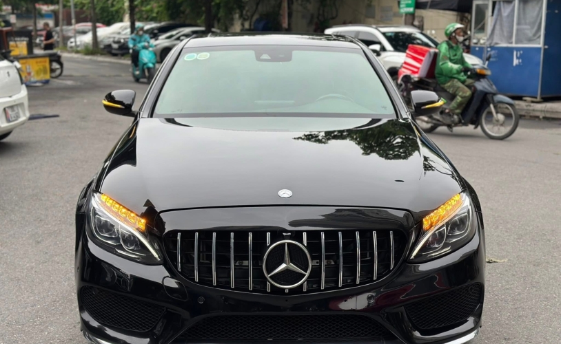 Mercedes Benz C class C250 AMG 2015!