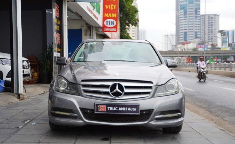 Mercedes Benz C class C200 2011! 