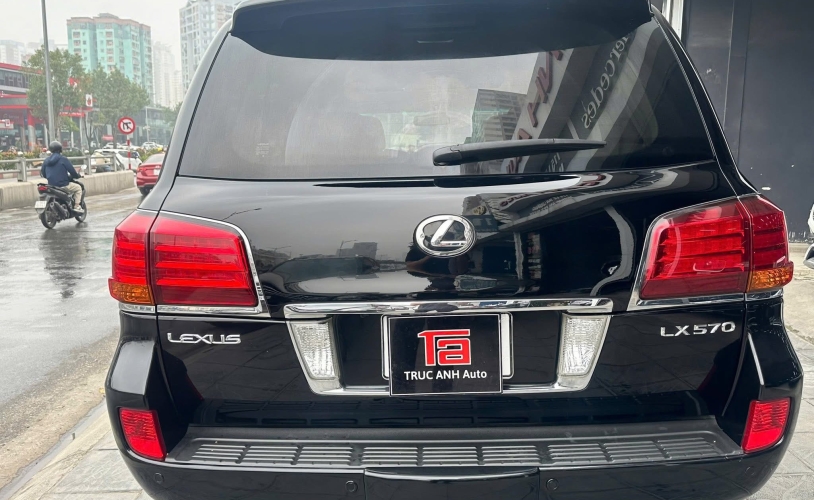 Lexus LX 570 2010